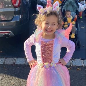 Spirit Halloween girls sparkly unicorn costume